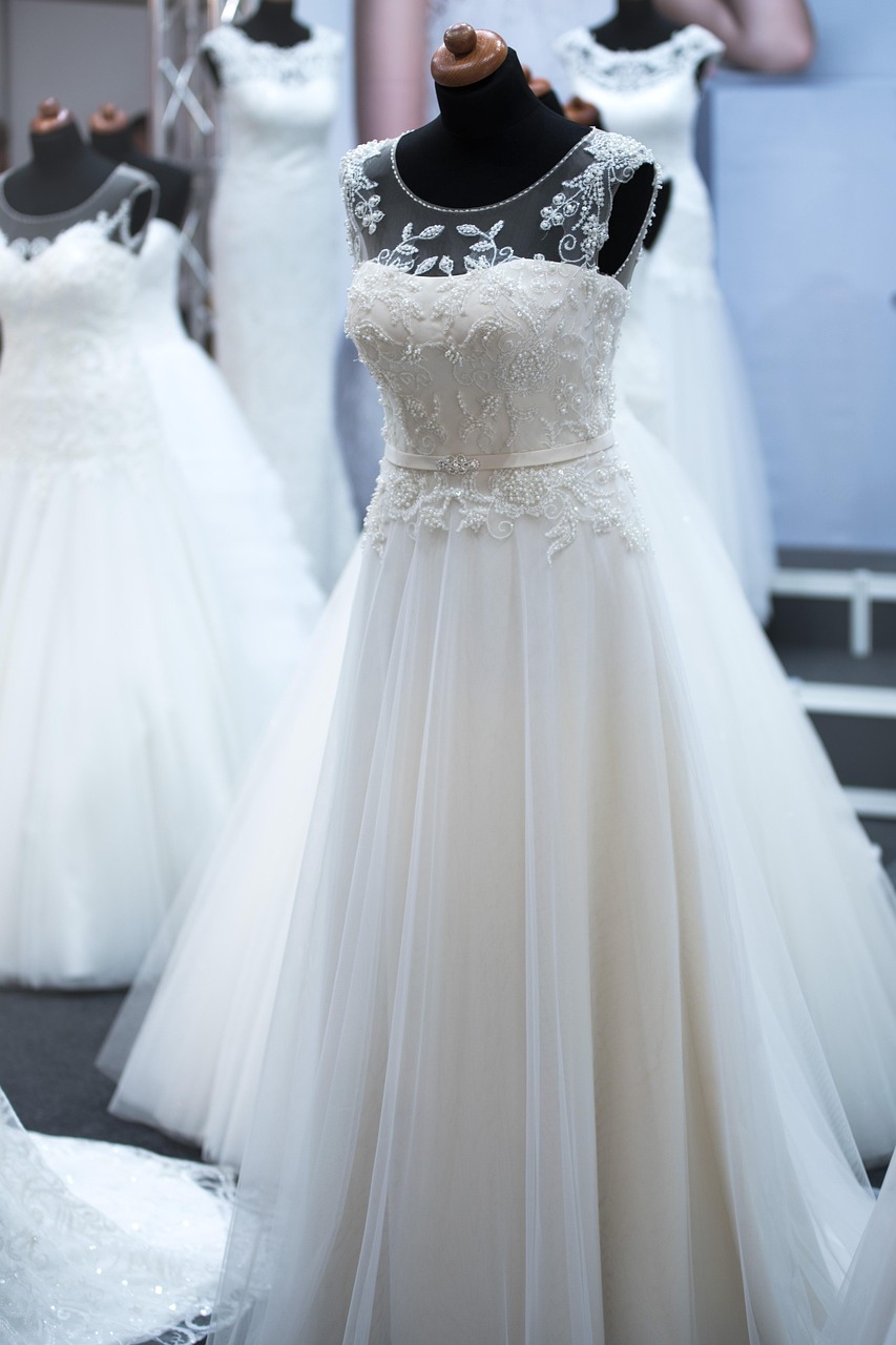 salon of wedding dresses, bride, wedding, wedding dress, the ceremony, adoption, design, beautiful, party, preparation, shopping, store, array, trend, white, the elegant, wedding dress, wedding dress, wedding dress, wedding dress, wedding dress