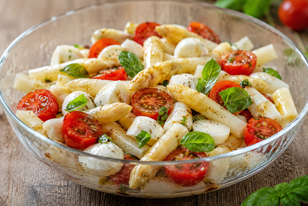 Salatrezepte: Spargelsalat mit Mozzarella